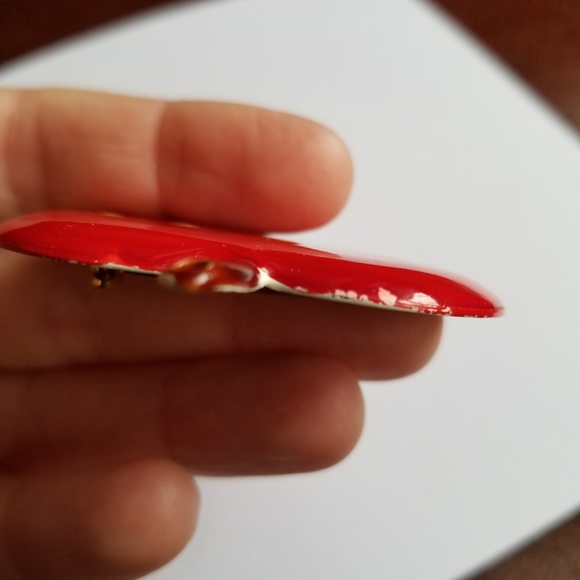 Strawberry brooch painted metal enamel red pin fruit - Picture 4 of 6